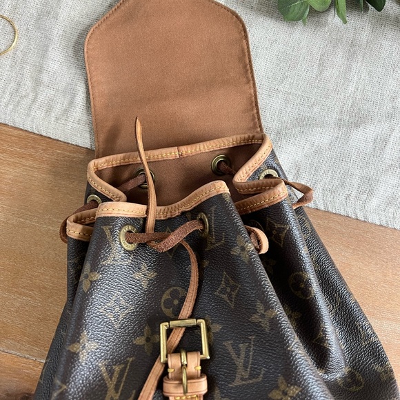 Louis Vuitton Montsouris PM Backpack - Picture 8 of 9